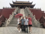 和家人一起游开封龙亭